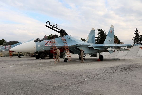 Máy bay Nga tại căn cứ ở Syria