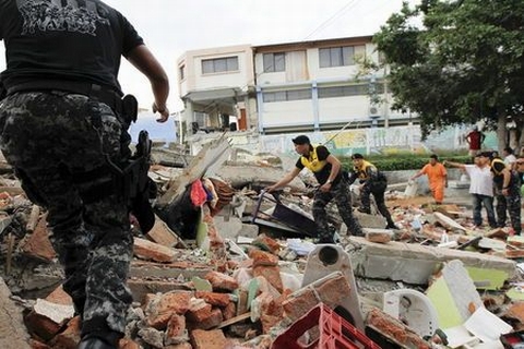 Ecuador: Sau động đất kinh hoàng là một loạt thảm hoạ