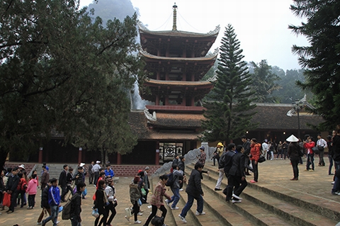 Lễ hội chùa Hương 2016 thu hút 1,5 triệu lượt khách