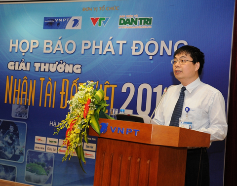 Ông Tô Mạnh Cường - Phó Tổng giám đốc Tập đoàn VNPT kiêm Chủ tịch Tổng công ty VNPT Media phát biểu tại buổi họp báo.