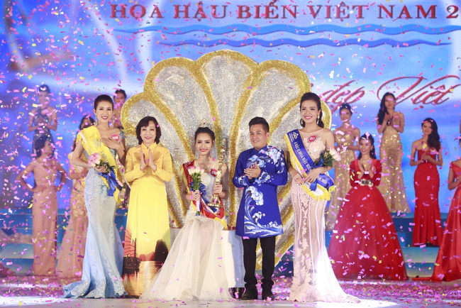 Thùy Trang đăng quang Hoa hậu Biển