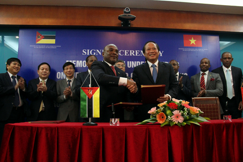 Việt Nam - Mozambique ký kết Biên bản ghi nhớ hợp tác Thông tin và truyền thông