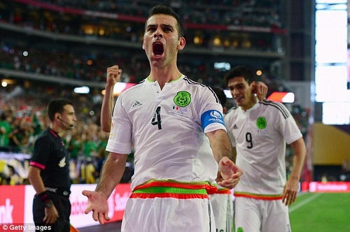 Tuy nhiên, sai lầm của hàng thủ Uruguay đã giúp Mexico giành chiến thắng chung cuộc 3-1