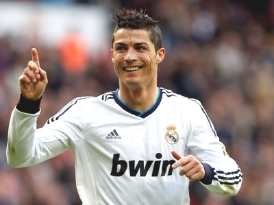C.Ronaldo kiếm tiền số 1 làng thể thao thế giới