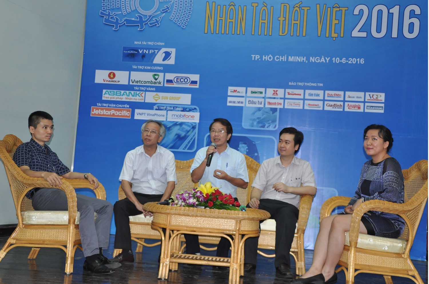 Nhân tài đất Việt 2016: “Miền đất hứa” cho khởi nghiệp