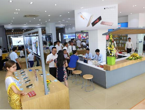 MobiFone khai trương cửa hàng bán lẻ thứ hai tại Hà Nội