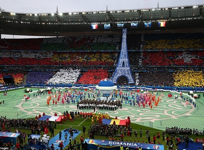 Lễ khai mạc Euro 2016: Rực rỡ sắc màu và ý nghĩa