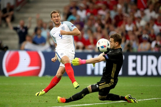 Hàng công tuyển Anh dứt điểm rất tệ ở trận gặp Nga