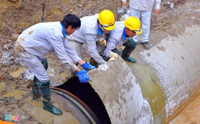 Đường ống nước Sông Đà đã bị vỡ 18 lần