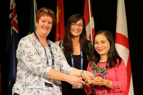 Nữ hộ sinh Việt Nam giành giải thưởng quốc tế