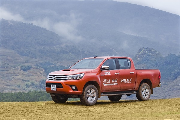 Toyota Hilux: Đột phá từ động cơ đến hộp số