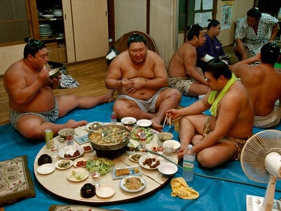 Các võ sĩ thường ăn rất nhiều