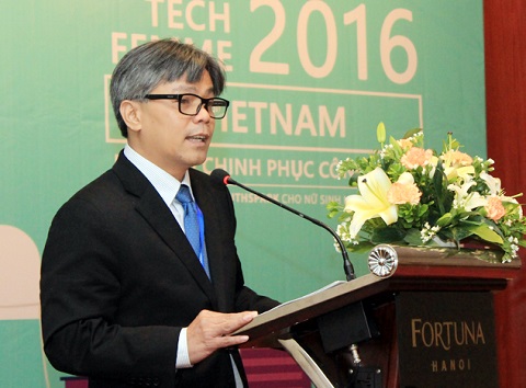 Ông Nguyễn Bá Quỳnh, Giám đốc khối khách hàng Chính phủ và Doanh nghiệp nhà nước phát biểu tại sự kiện.