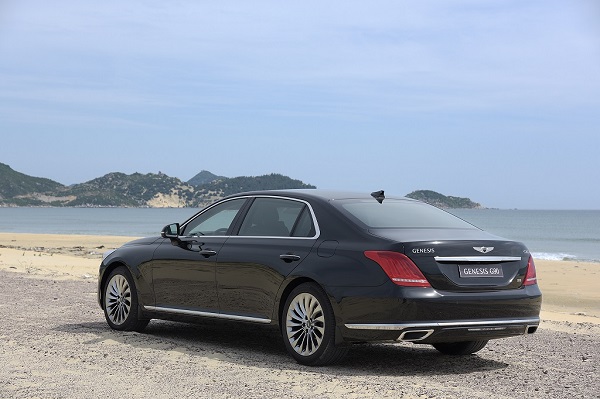 Phần đuôi của Genesis G90