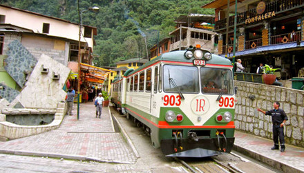 Hãng Inca Rail. Ảnh: Machu Picchu Railway. 