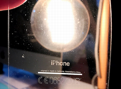 iPhone 7 Jet Black gặp vấn đề với miếng dán bảo vệ
