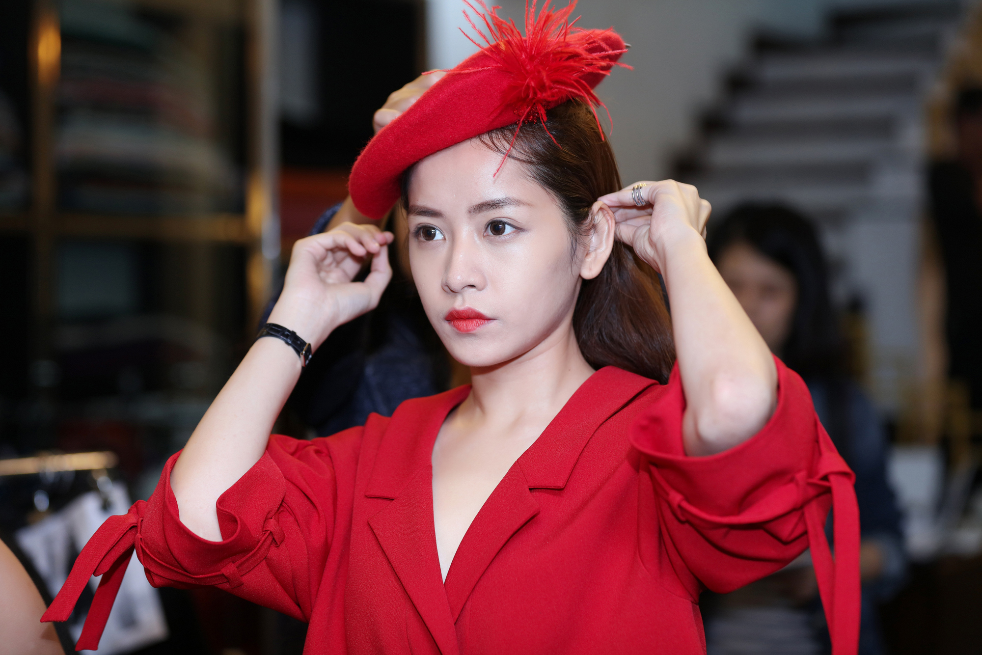 Chi Pu đổi style cá tính, sẽ khác lạ tại Tuần lễ thời trang Việt Nam