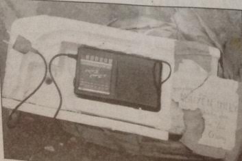 Chiếc đài radio mà Quyền đã chế thành quả mìn để hãm  hại chị Lý.