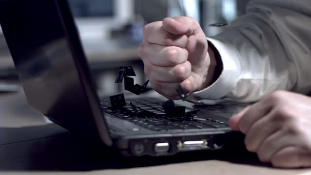 5 thủ phạm khiến laptop chạy chậm như rùa