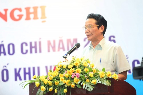 Thứ trưởng Bộ Thông tin và Truyền thông Hoàng Vĩnh Bảo phát biểu tại hội nghị.