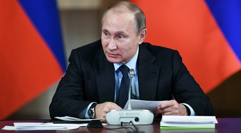 Tỉ lệ tín nhiệm Tổng thống Putin bất ngờ tăng vọt