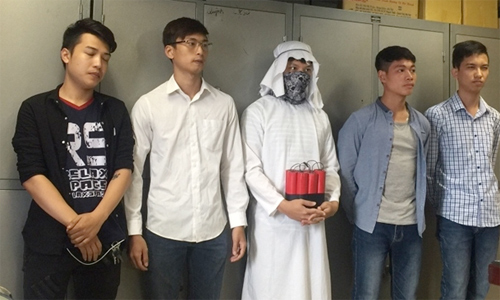 Nhóm 9x dàn dựng clip 'khủng bố đặt bom' giữa Hà Nội
