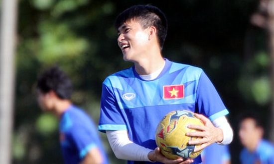 Công Vinh là cầu thủ dày dặn kinh nghiệm đối đầu với Malaysia.