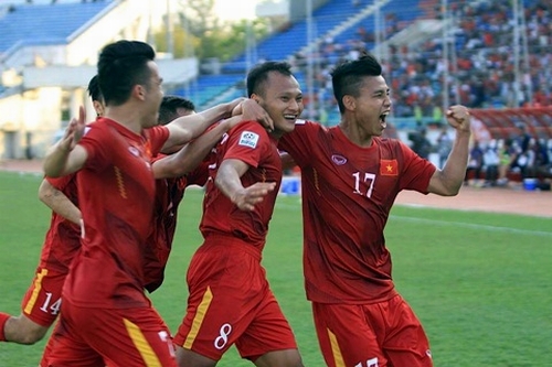 Tuyển Việt Nam và Thái Lan chia sẻ ngôi nhì Đông Nam Á. Ảnh: Thể thao & Văn Hóa