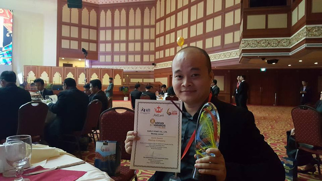 Quán quân Nhân tài Đất Việt 2016 giật giải vàng ASEAN ICT Award
