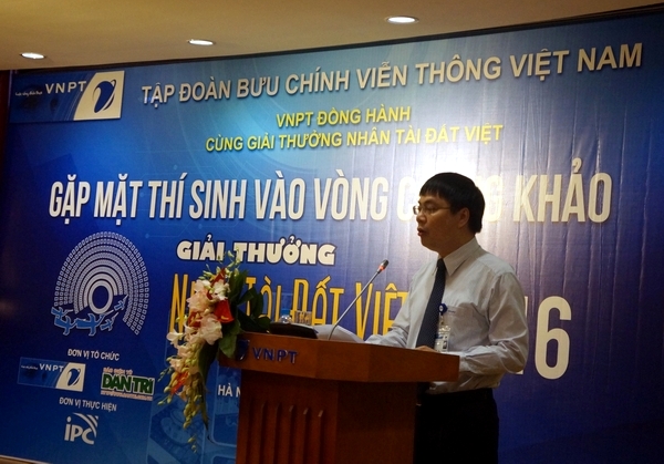 Phó Tổng GĐ VNPT, Chủ tịch VNPT- Media Tô Mạnh Cường chúc mừng các thí sinh có sản phẩm lọt vào vòng Chung khảo “Việc lọt vào vòng thi chung khảo Nhân tài Đất Việt năm nay cũng là bước đệm để các tác giả khẳng định tài năng, trí tuệ, giá trị sản phẩm của mình, mở ra khởi đầu đầy triển vọng để ứng dụng thành tựu khoa học công nghệ vào đời sống, phục vụ phát triển kinh tế, xã hội”.