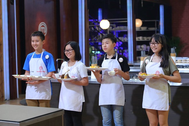 Vòng thi chung kết, cũng là tập cuối Vua đầu bếp nhí 2016, lên sóng tối 25/12. Ở vòng này, bốn thí sinh xuất sắc - Đức Hải, Minh Anh, Thanh Hải và Bảo Anh - thách đấu nhau để chọn ra 2 gương mặt tốt nhất tranh ngôi quán quân. 