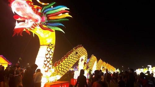 Hà Nội: Ấn tượng những đèn lồng khổng lồ tại công viên Yên Sở