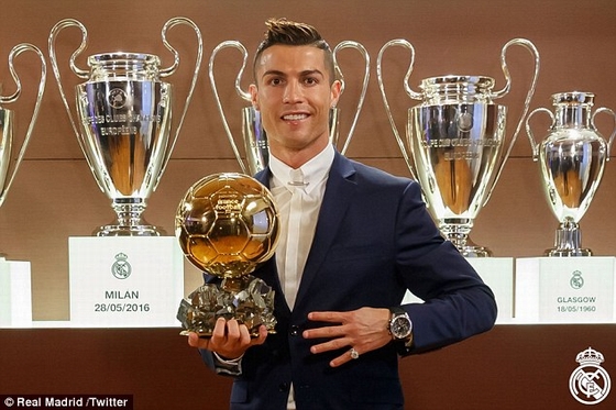 C.Ronaldo giờ đây đã có 4 danh hiệu 
