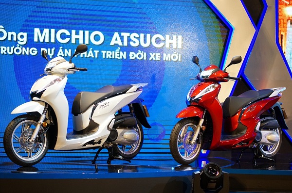 Honda SH 300i 2016 về Việt Nam giá 248 triệu đồng