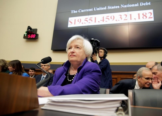 Người phụ nữ thứ hai lọt vào top 10 người quyền lực nhất hành tinh năm 2016 là bà Janet Yellen, chủ tịch Quỹ Dự trữ Liên bang Mỹ (Fed). Bà cũng là phụ nữ đầu tiên trở thành lãnh đạo cao nhất tại Fed.