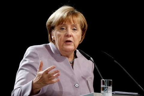 Thủ tướng Đức Merkel đang dẫn dắt EU trong cuộc đối đầu trực tiếp với Nga