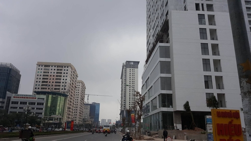 Những công trình vẫn tiếp tục mọc lên trên tuyến đường Lê Văn Lương