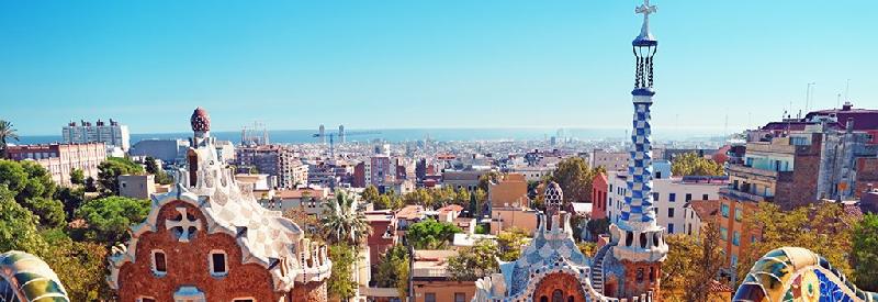 Barcelona từng được đánh giá là một trong những thành phố đẹp nhất thế giới. Nơi này thu hút du khách bởi cuộc sống sôi động và ẩm thực ngon miệng. Ảnh: 