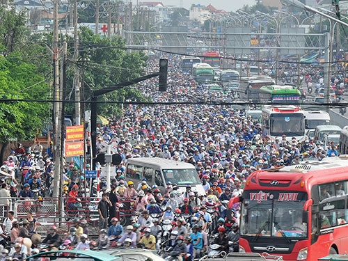 Chủ tịch Nguyễn Thành Phong yêu cầu cần phải giảm kẹt xe trước Tết Nguyên đán