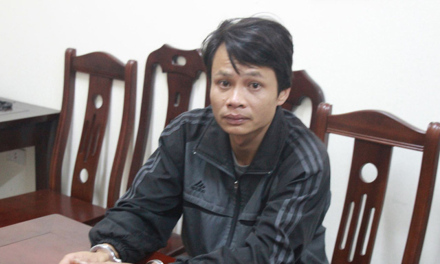 Vi Văn Thẩu lúc bị bắt tại xã Mai Sơn, huyện Tương Dương (Nghệ An) sau 16 năm trốn nã 