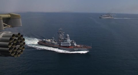 Hạm đội Biển Đen Nga đang &quot;dương oai diễu võ&quot; chưa từng có?