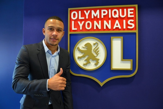 Depay chấp thuận đầu quân cho Lyon để cứu vãn sự nghiệp