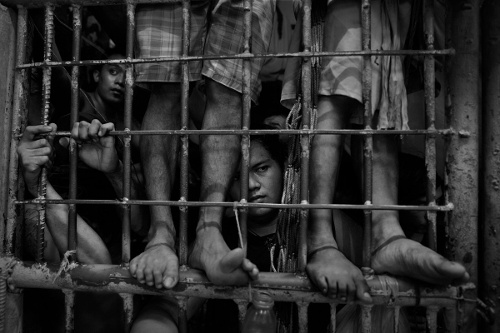 Nhà tù đông đúc tại Malate
