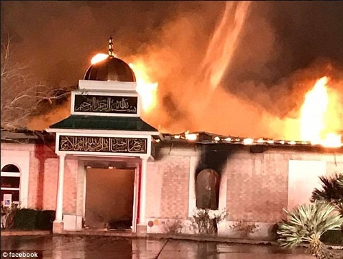 Nhà thờ Hồi giáo ở Mỹ bị cháy sau lệnh cấm nhập cư
