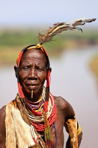 Một phụ nữ thuộc bộ lạc Karo