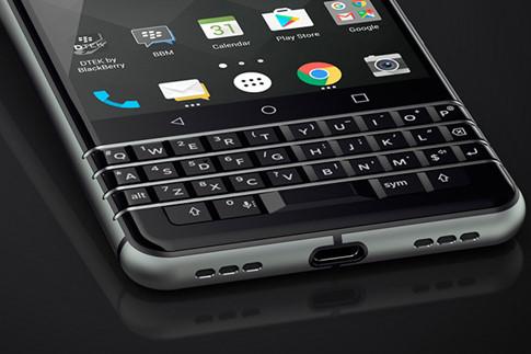 Smartphone BlackBerry KeyOne tích hợp bàn phím vật lý