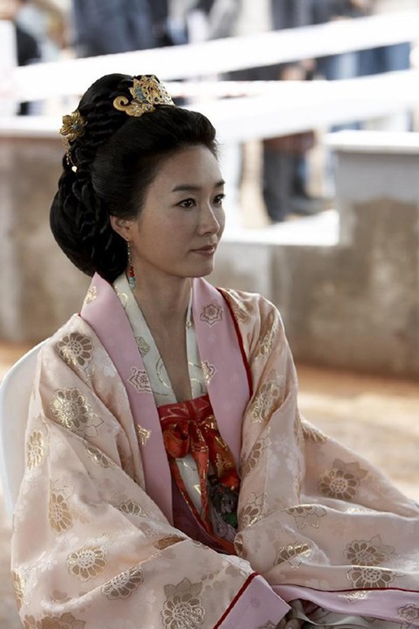 Oh Yeon Soo - Yu Hwa   Yu Hwa - mẹ của Jumong - sở hữu sắc đẹp 