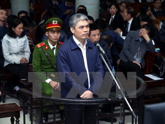 Bị cáo Nguyễn Xuân Sơn tại phiên tòa xét xử. (Ảnh: Phạm Kiên/TTXVN)