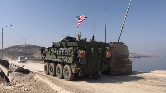 Hình ảnh về sự xuất hiện của các phương tiện chiến đấu bọc thép tối tân Stryker của Mỹ ở Syria