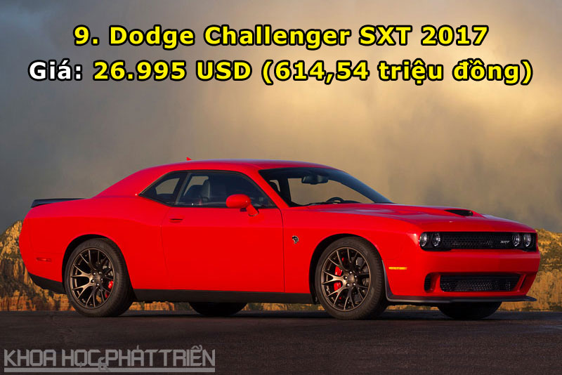 9. Dodge Challenger SXT 2017.